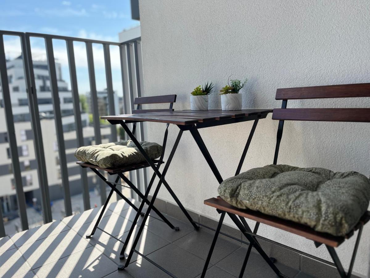 Miko Apartment 1 Познан Екстериор снимка
